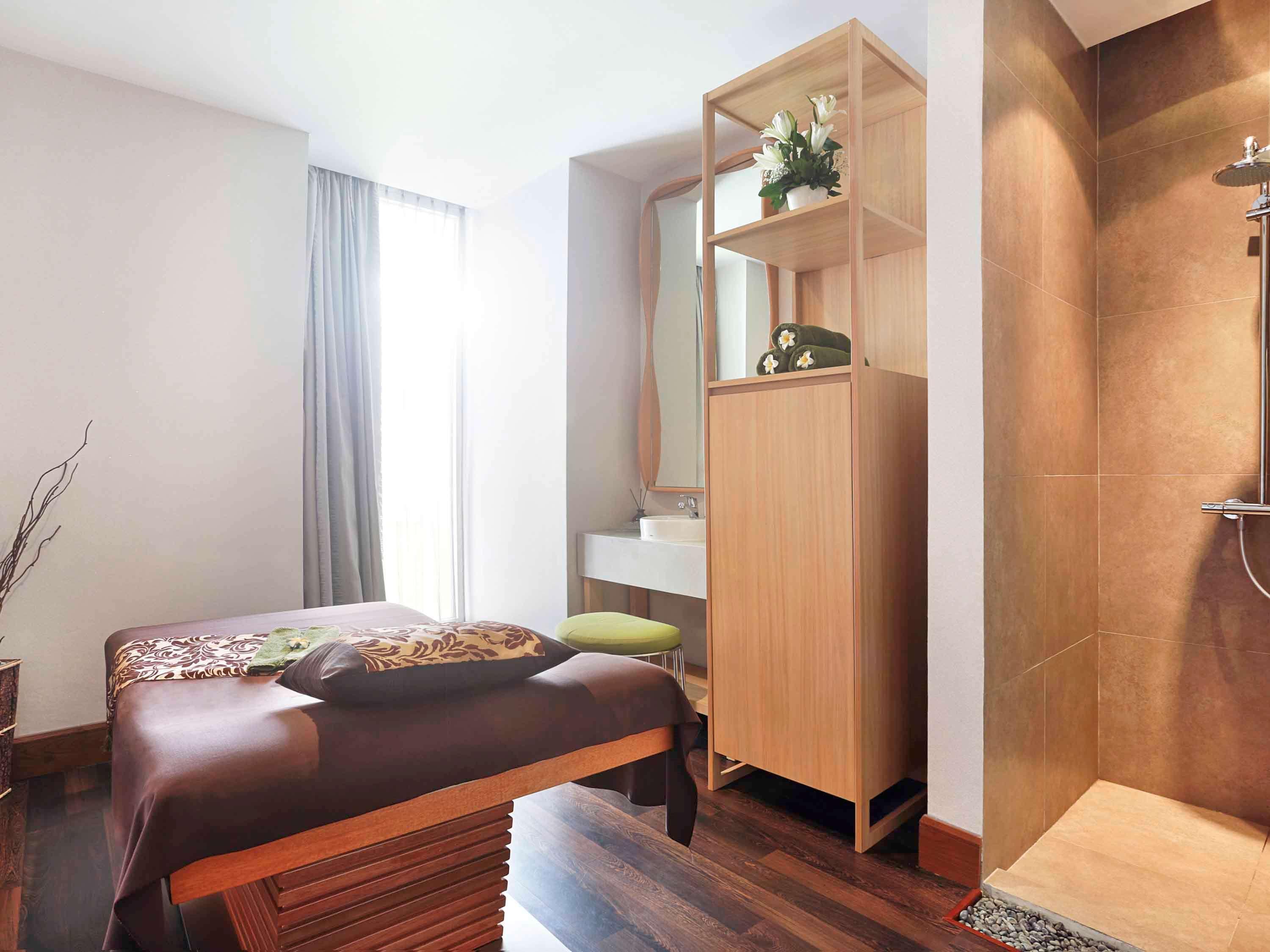 Novotel 4*